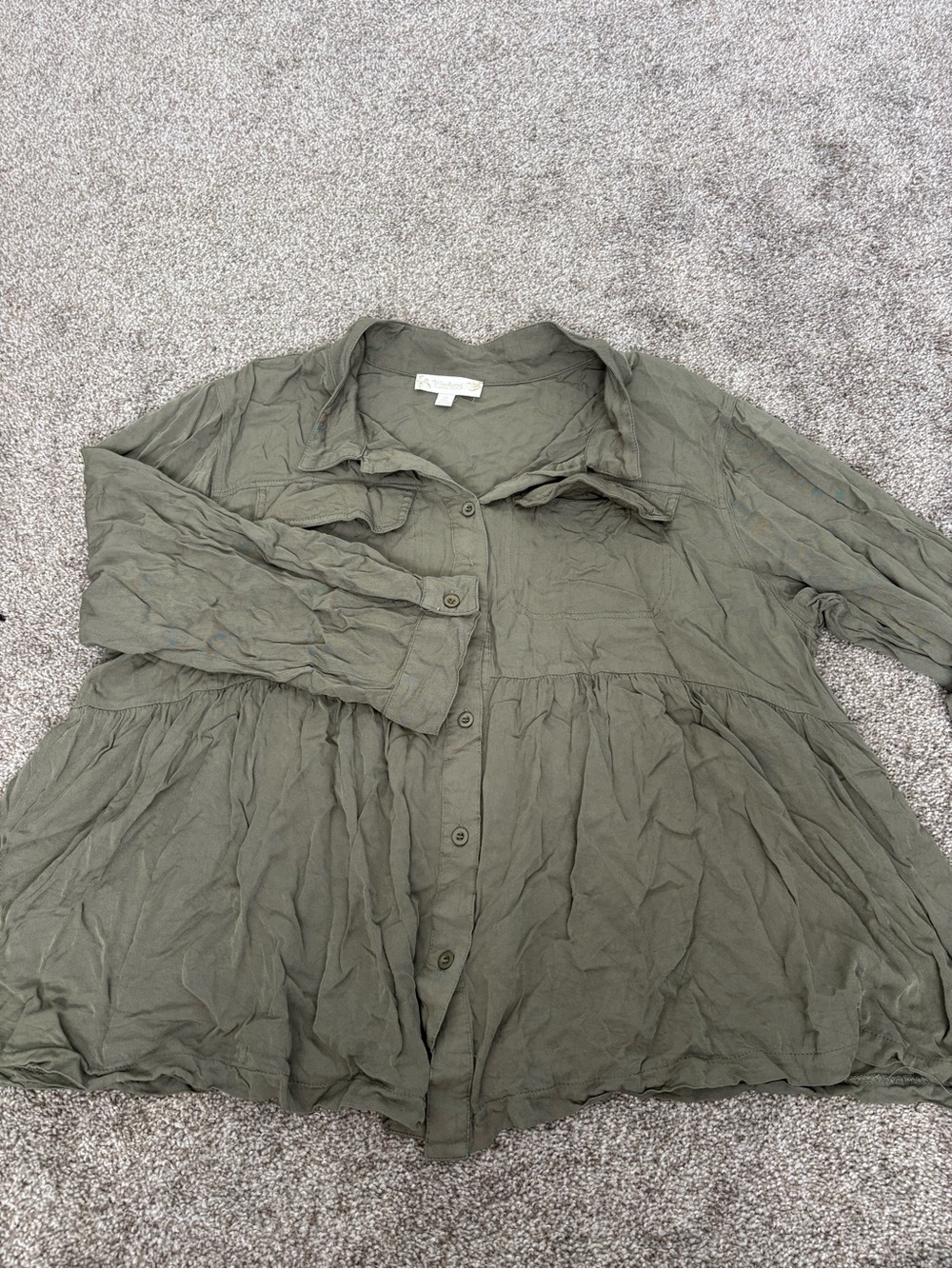 Suzanne Betro Olive Button-Front Peplum Blouse